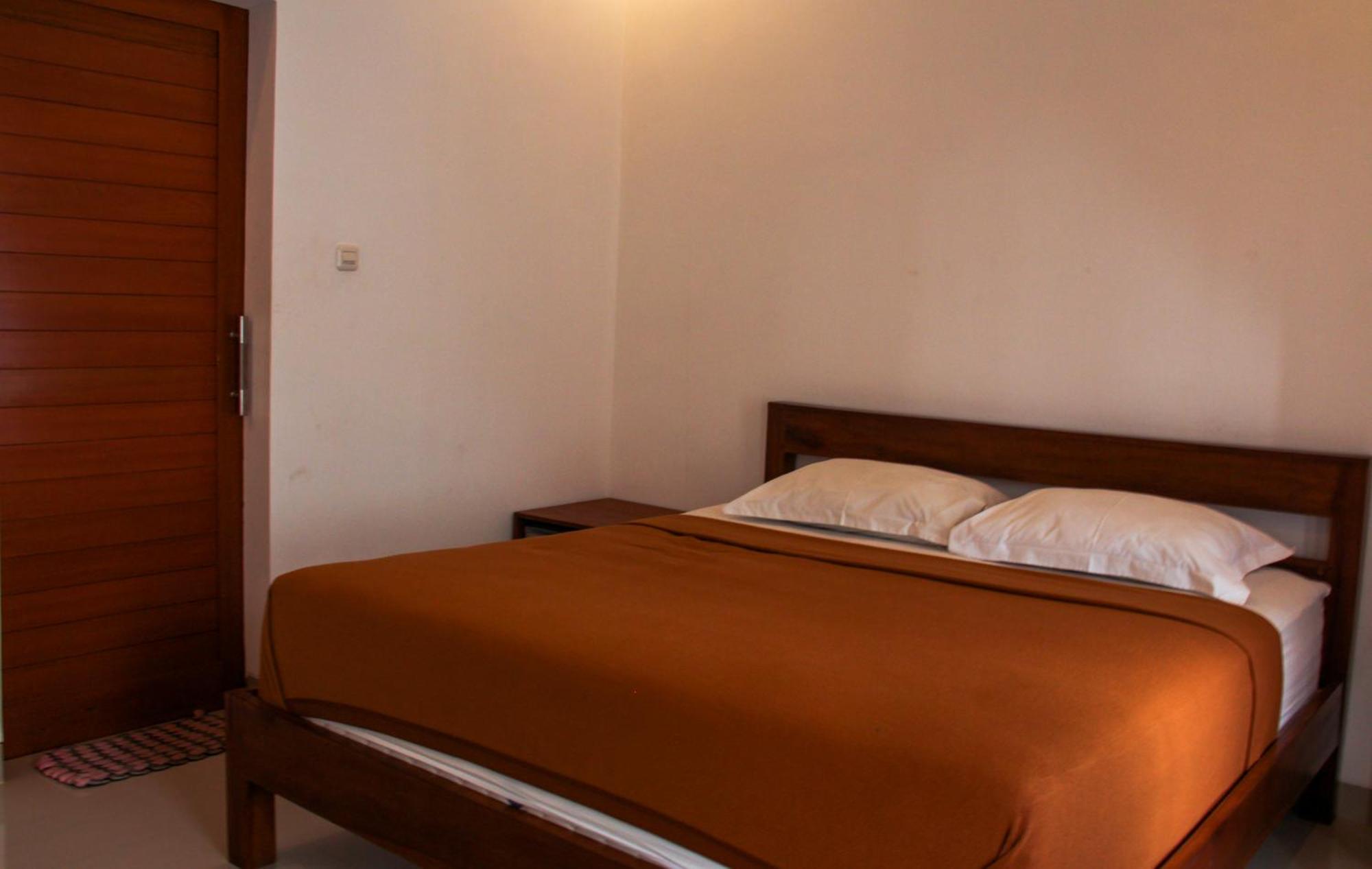 Nyoman Guesthouse Canggu Room photo