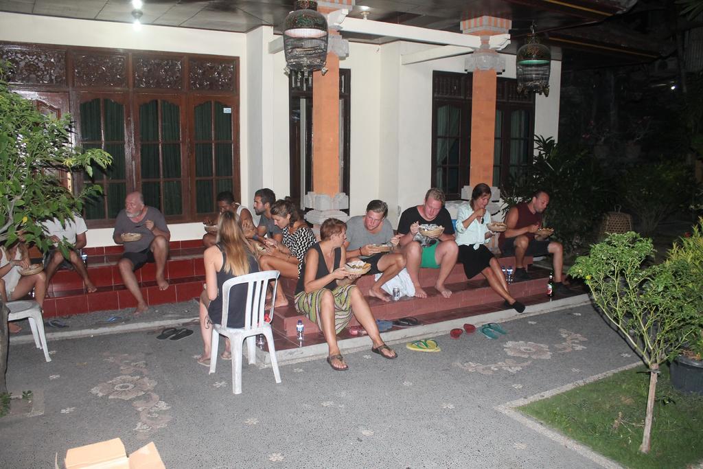 Nyoman Guesthouse Canggu Exterior photo
